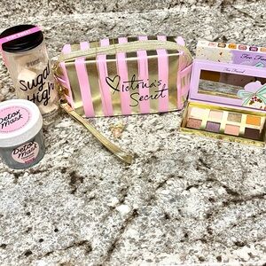 Victoria’s Secret Sugar Rush Luxury Beauty & Fine Jewelry Gift Bundle